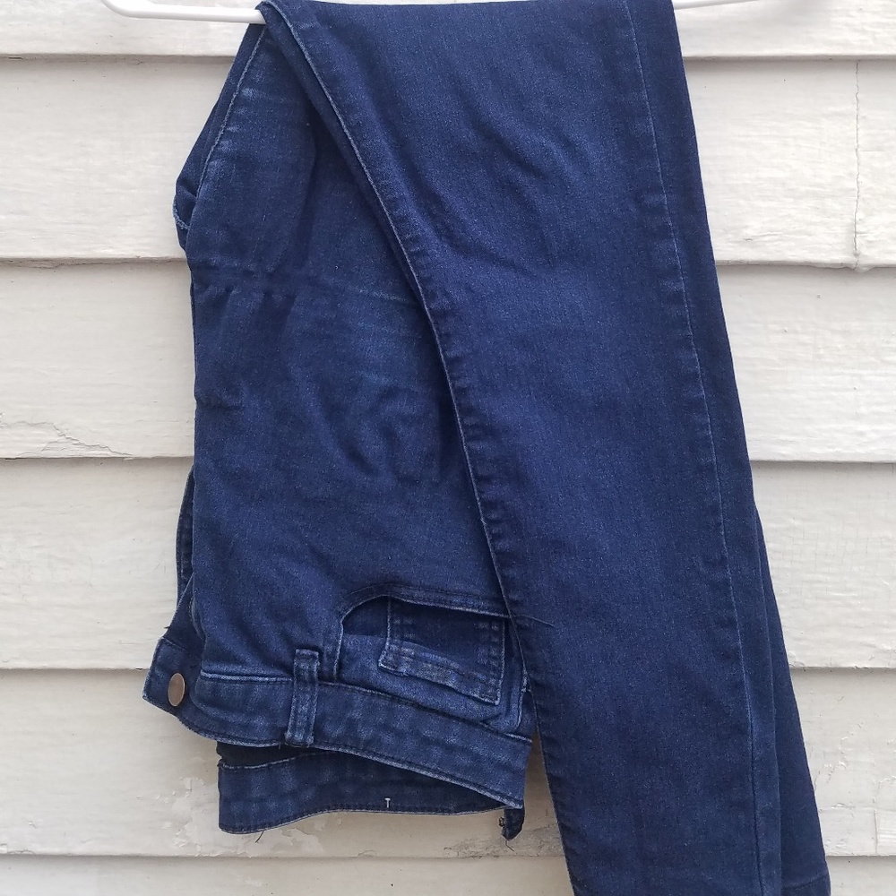 FOREVER 21 Skinny Jeans Size 29